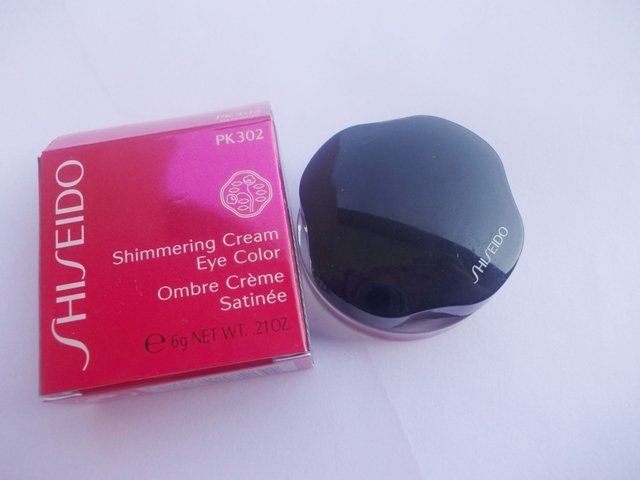 Shiseido_shimmering_cream_eye_color_PK_302_magnolia__4_