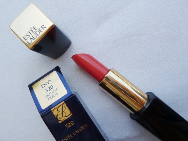 estee_lauder_pure_color_defiant_coral_lipstick__1_