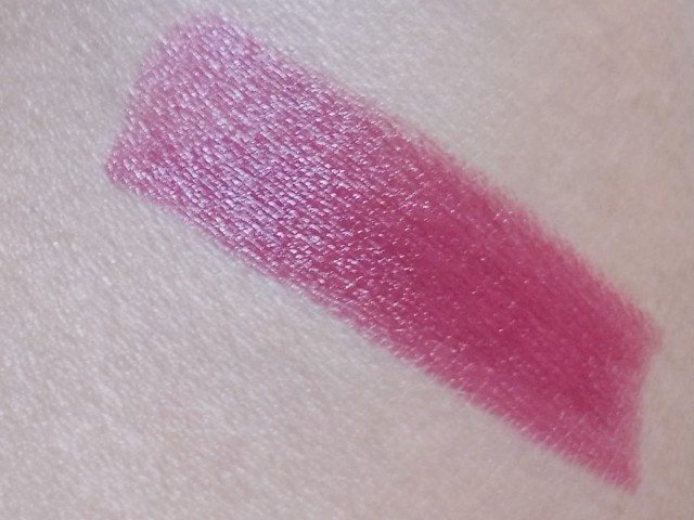 loreal_374_brunettes_intense_plum_lipstick__7_
