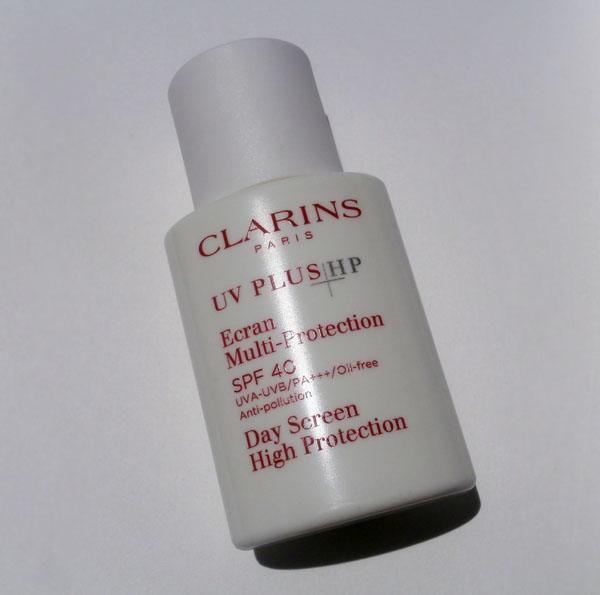 Clarins_UV_Plus_HP_SPF_40_Day_Screen_Review__3_
