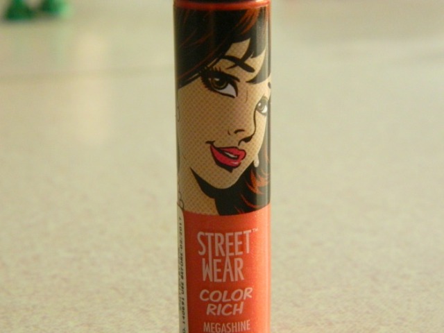 StreetWear Color Rich Mega Shine Lip gloss-03 Smitten by Pink (3)