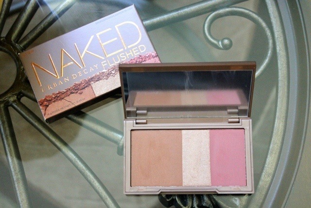 Urban_Decay_Naked_Flushed_Palette_in_Strip__4_