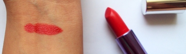 colorbar_creme_touch_lipstick_red_heart__6_