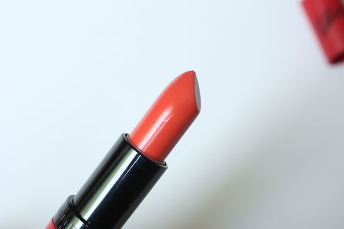 Kate Moss Lipstick 109 peach review, swatch fotd