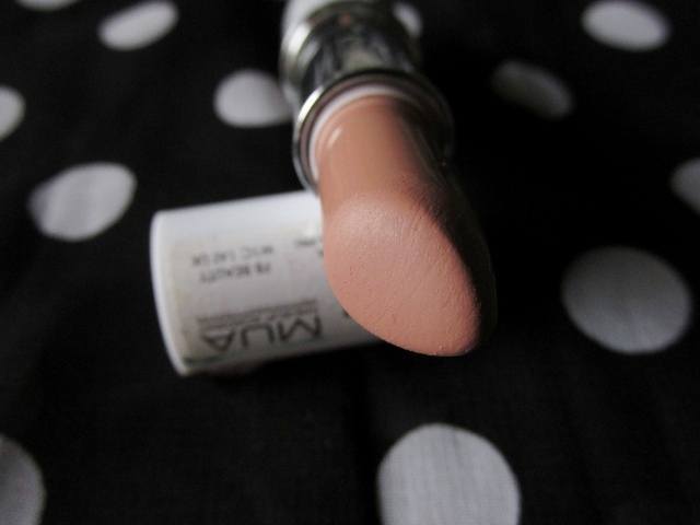 makeup_academy_matte_lipstick_totally_nude__3_