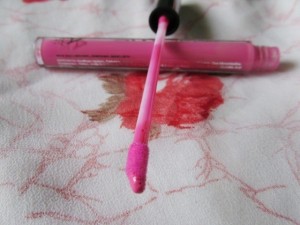 mua_out_there_shocking_pink_gloss__5_