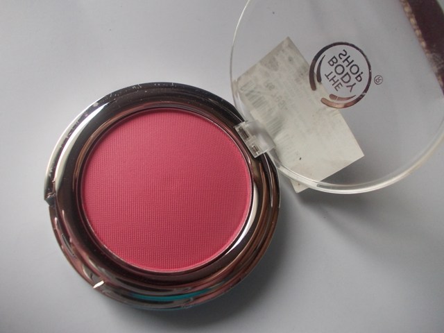 the_body_shop_all_in_one_cheek_color_guava13