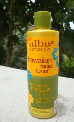 Alba Botanica Complexion BalancingHibiscusHawaiian Toner