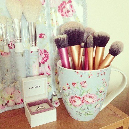 10 Amazing Ways To Store Your Makeup