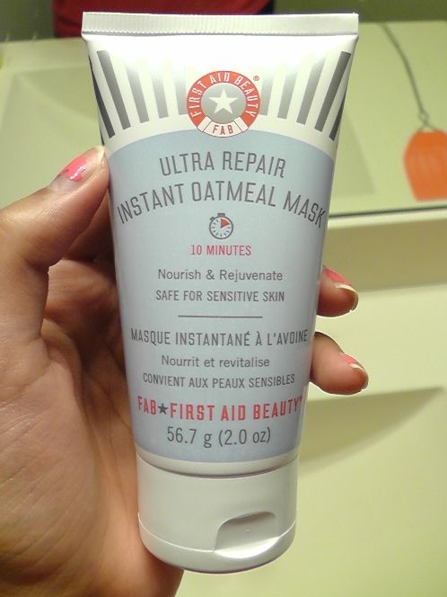 First Aid Beauty Ultra Repair Instant Oatmeal Mask Review