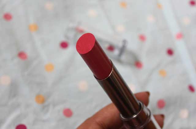 Lakme Absolute GlossAddict in Berry Rose