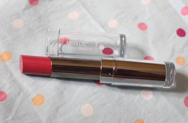 LakmeAbsolute Gloss Addict in Berry Rose