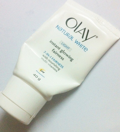 Olay_Natural_White_Instant_Glowing_Fairness__2_
