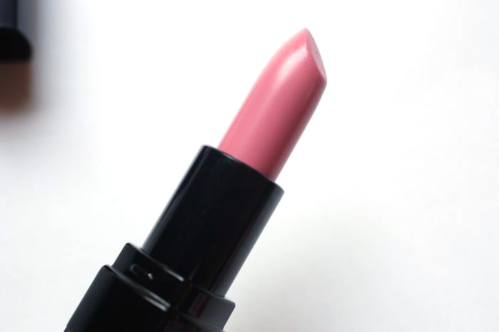 Bobbi Brown lipstick in bikini pink review
