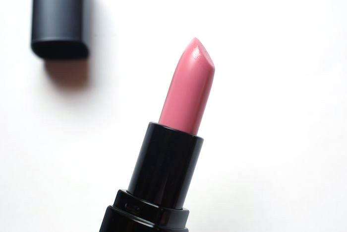 Bobbi Brown lipstick in bikini pink PHOTOS