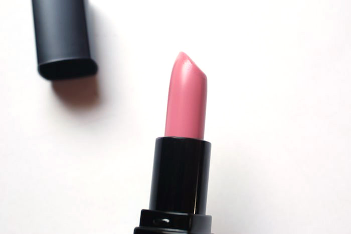 bobbi-brown-lipstick-bikini-pink-4