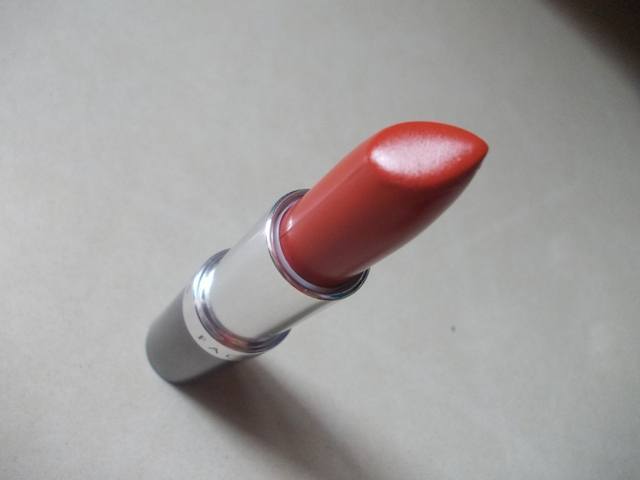 faces_galm_on_color_perfect_lipstick_caramel_and_sugar__10_