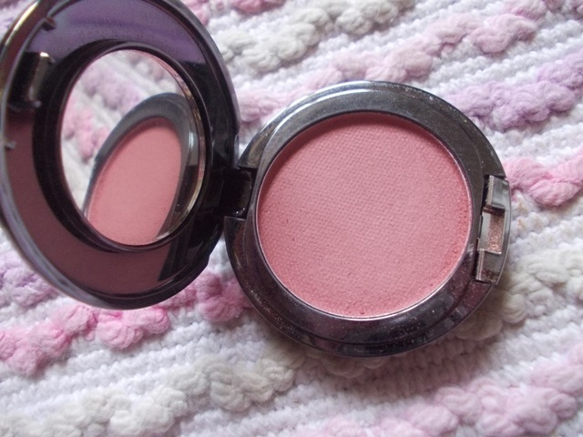 faces_glam_on_blusher_terracotta2