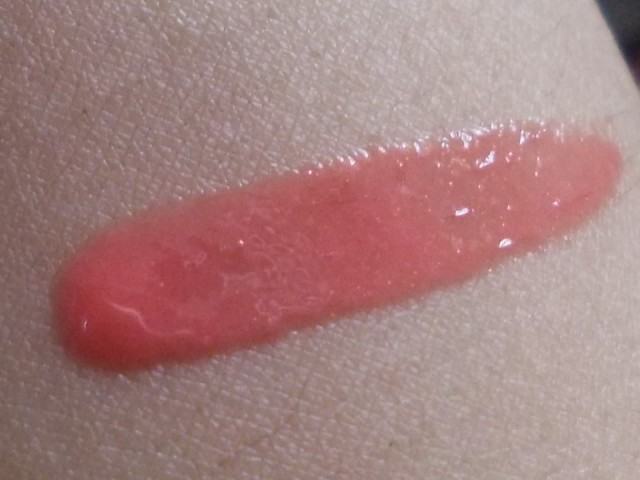 lotus_herbals_ecostay_lip_gloss_candy_peach__4_