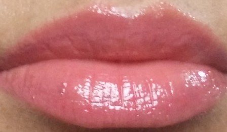 lotus_herbals_ecostay_lip_gloss_candy_peach__5_