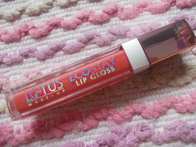 lotus_herbals_ecostay_lip_gloss_candy_peach__6_