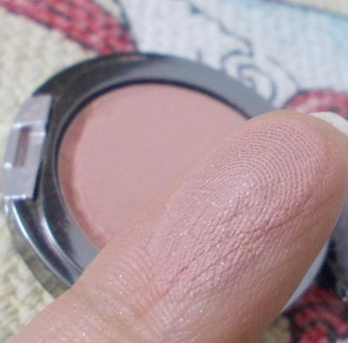 Faces_glam_on_blusher_NB_50_review__6_