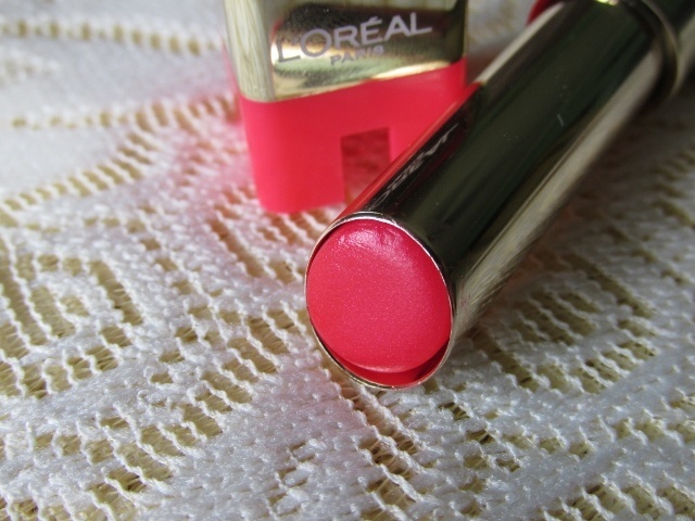 L_Oreal_Color_Caresse_by_Color_Riche_Lipstick-_Blushing_Sequin__6_