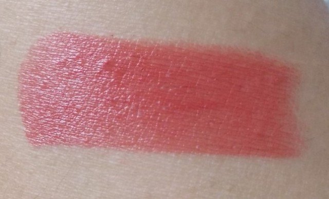 Lotus Herbals Pure Colors Lipstick 635 Rusty Red swatches