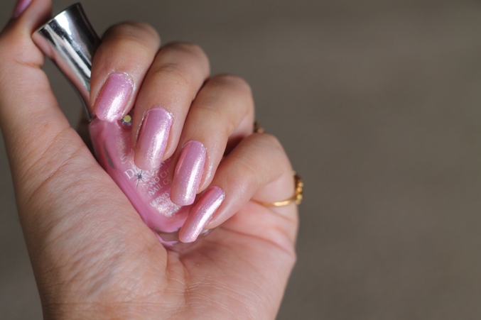 Sally Hansen Diamond Strength No Chip Nail Color – Pink Promise Review