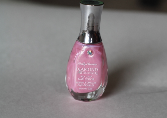 Sally Hansen Diamond Strength No Chip Nail Color – Pink Promise Review