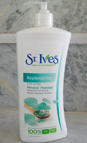 St Ives ReplenishingMineral Therapy Body Lotion