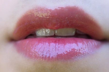 YSL_Vernis___L_vres_Glossy_Stain__No_7_Corail_Aquatique_Review__Swatches__11_