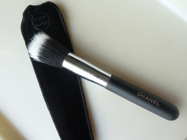 Chanel__7_Blending_Foundation_Brush__15_