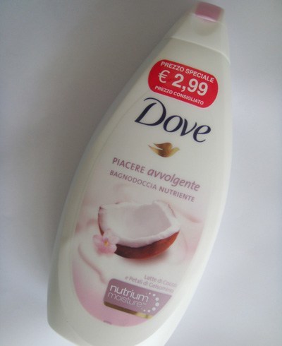 Dove Pleasure Coconut Milk and Jasmine Petals Body Wash