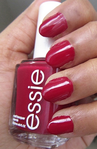 Essie Nail Lacquer Size Matters