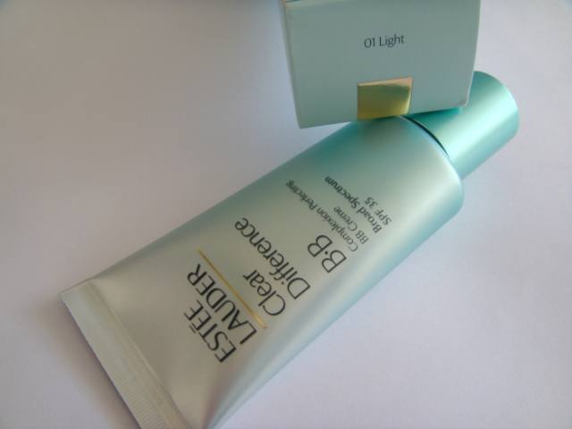 Estee_Lauder_Clear_Difference_Complexion_Perfecting_BB_Creme_SPF_35___6_