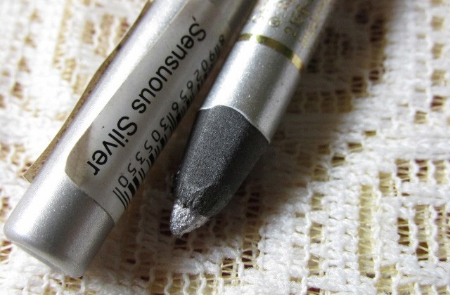 Revlon Colorstay One-Stroke Defining EyeLiner in Sensuous Silver