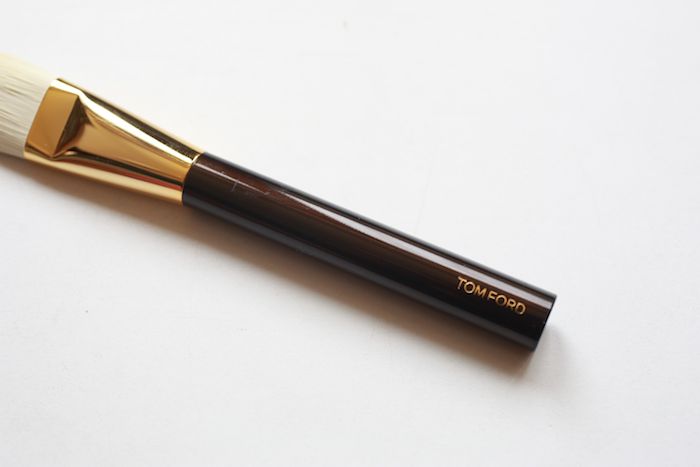 Tom-Ford-Foundation-Brush-review-3