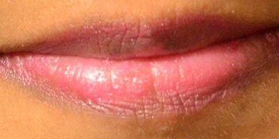 Wet n Wild Silk Finish Lipstick inLight Berry Frost