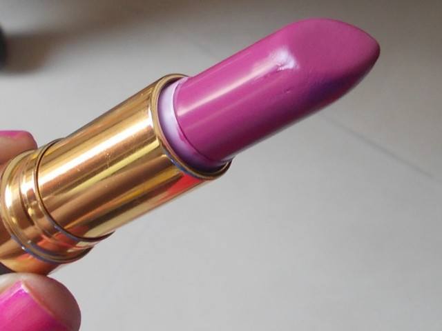 revlon_super_lustrous_lipstick_berry_couture__10_