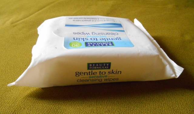 Beauty Formulas Gentle To Skin Sensitive Cleansing Wipes