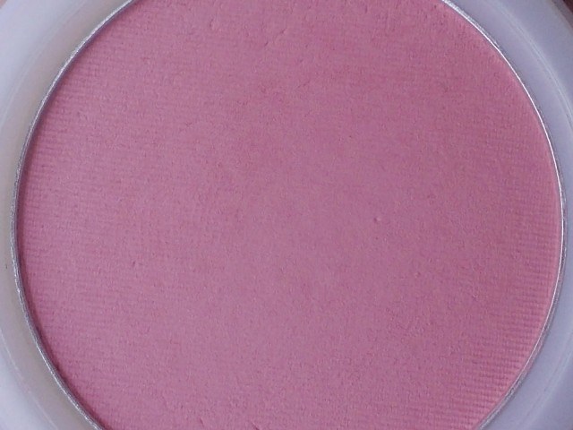 Boots Natural Collection Blushed Cheeks - Pink Cloud (1)