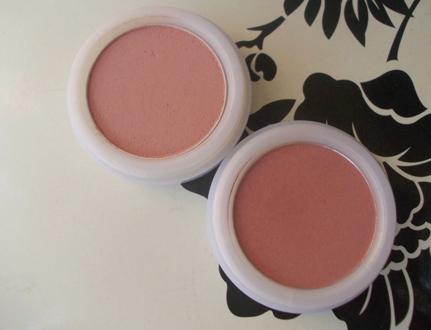 Boots_Natural_Collection_Blushed_Cheeks_-_Peach_Melba___Rosey_Glow__4_