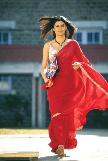 Fashion Trends set by Bollywood Divas
