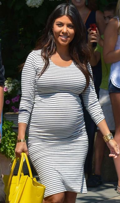 Maternity Style Check Kourtney Kardashian