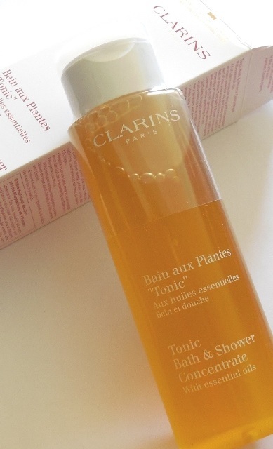 Clarins_Tonic_Bath_and_Shower_Concentrate_with_Essential_Oils___3_