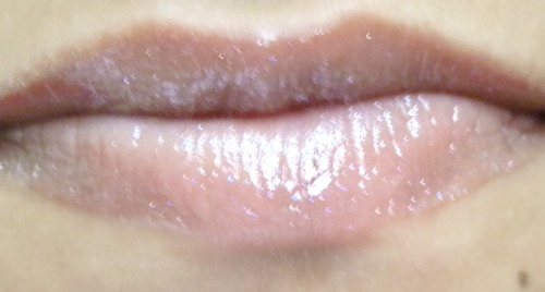 Essence XXXL Shine Lip Gloss in Fabulous Fuchsia