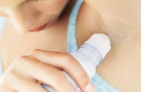 Home-Remedies-for-Reducing-Underarm-Darkness