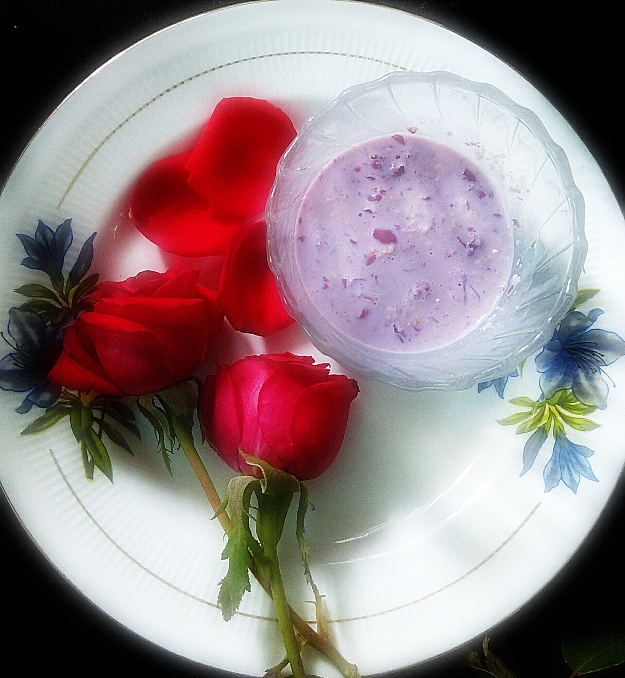 Homemade Rose Petals Face Mask For Winters For Glowing Skin