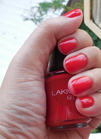Lakme Absolute Gel Stylist Nail Paint Tomato Tango